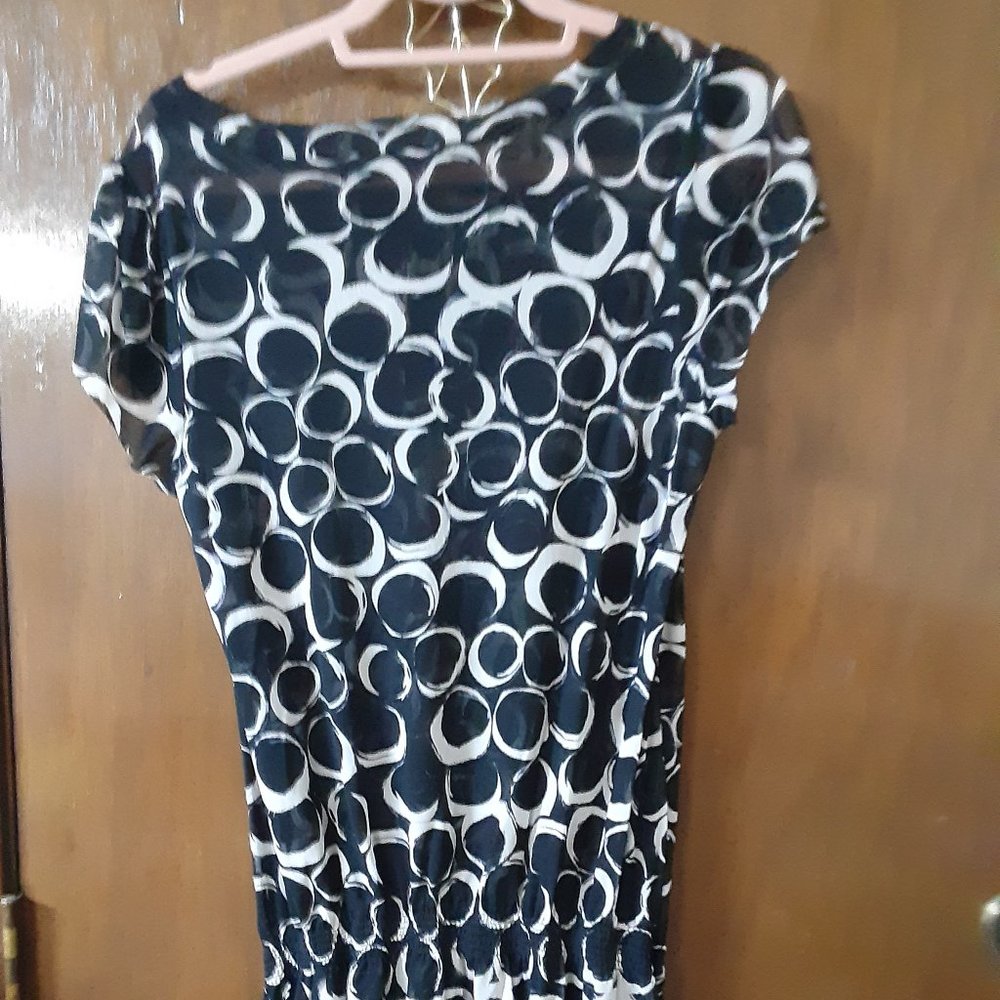 THE LIMITED;   SZ L;  REALLY CUTE SHELL; EXC COND